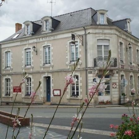 فندق Saint-Denis-dʼAnjouفي  Le Relais De La Caleche المظهر الخارجي الصورة