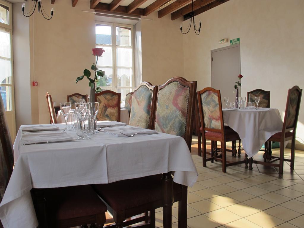 فندق Saint-Denis-dʼAnjouفي  Le Relais De La Caleche المظهر الخارجي الصورة