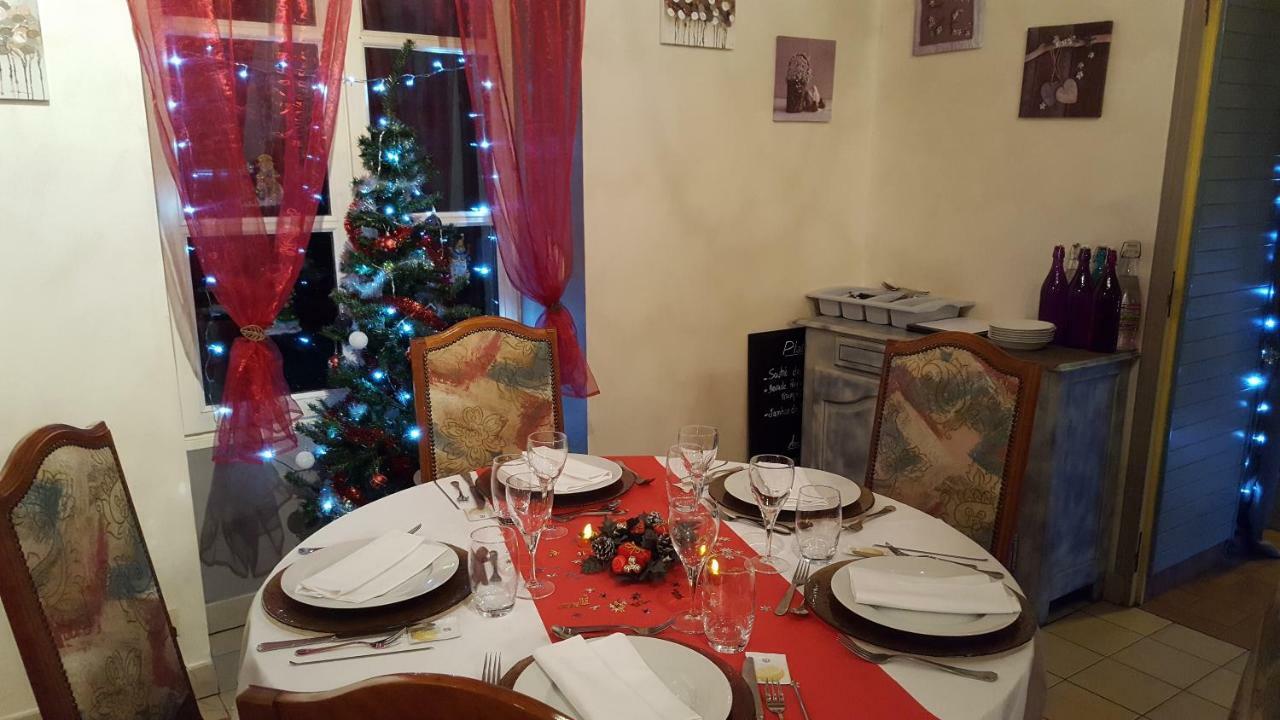 فندق Saint-Denis-dʼAnjouفي  Le Relais De La Caleche المظهر الخارجي الصورة